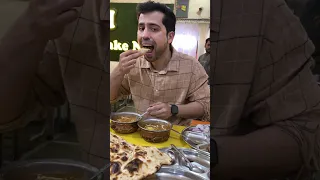 Trying India’s biggest naan with Dal Makhani in Old Delhi #shorts