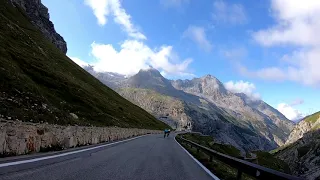 Motorradtouren - Abfahrt Stilfserjoch / Passo Stelvio nach Bormio