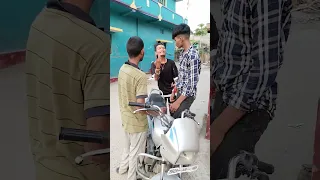 इसकी मां का 1करोड़ 🤣😂🤠#trending#viral #comedy #comedyshort #funnyvideo#comedyvideo