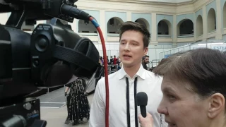 Дмитрий Нестеров спел на неделе моды в Москве. Интервью