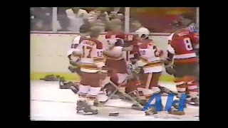 NHL Oct. 13, 1979 Brad Marsh,ATL v Paul Holmgren,PHI Atlanta Flames Philadelphia Flyers