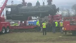 steem locomotive top half loading on to semi trailer