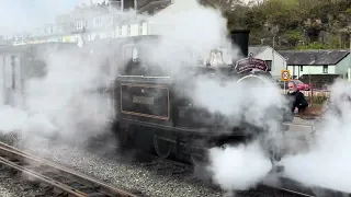 James spooner steam loco departs from Porthmadog