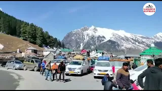 Zojila update :Stranded Passenger Protest at Sonamarg | Demands opening on Kargil Srinagar NH01 Road