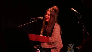 Dodie - If I'm Being Honest (live @ Rough Trade 01/10/19)