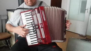 Accordion Weltmeister UniStella 80 Bass Akkordeon Red + Case All Wood (3)