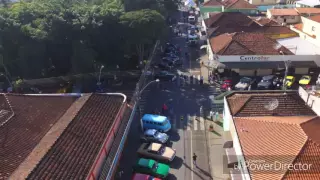 Encontro carro antigo. Filmagem com drone