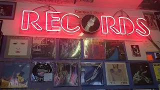 Mystic Disc: The best record store in the world ✌🏻💿✌🏻