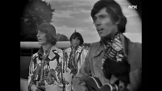 The Bee Gees - Close Another Door (Swedish TV, 1967)