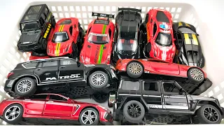 Box Full of Model CarsLamborghini Huracan, Mini Cooper, Dodge Charger, Mercedes Benz G63 Jeep, Ford