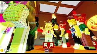 СТРАШНЫЙ ЛИФТ В РОБЛОКС! Roblox Insane Elevator