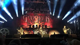 Godsmack Montebello Rockfest 2018 - Cryin' Like a Bitch!!