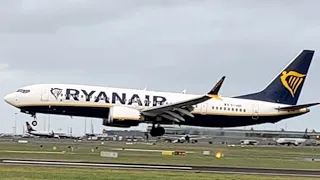 Ryanair 737 MAX smooth landing (impossible)
