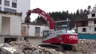 Volvo EC 380E beim Abbruch - Hess