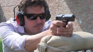 Shooting the second World War Frommer 37 M pistol