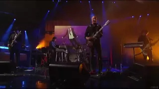 QOTSA - I Appear Missing (Live On Letterman)