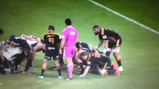 Kneeling start scrum set up