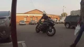 Как быстро развернуть мотоцикл разворот на подножке Kawasaki zx 6 r