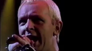 Judas Priest - Riding on The Wind (Live in Dortmund 1983)