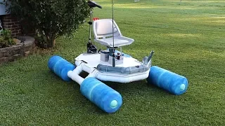 Homemade fishing boat with foldable pontoons