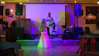 Орхан Исмаил и Полина Тишакова - Табла Импровизация. Восточные танцы для детей Белгород.