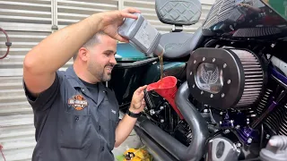 HOW WE CHANGE OIL ON FAST HOT ROD HARLEY’S AND NEW CVO ON ORDER🤫!!!