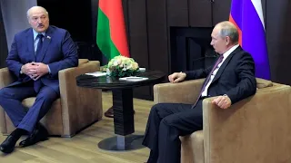 Putin hails closer relations with Belarus in meeting with Lukashenko