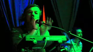 SAFIA - Make Them Wheels Roll (Live at The Tank Room)