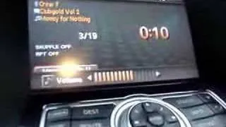 2009 Infiniti FX35 iPhone Integration