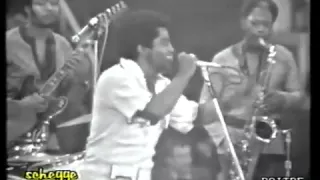 Bootsy Collins with James Brown Live (1971).flv