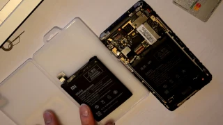 Замена аккумулятора в Xiaomi Redmi Note 3 Pro.