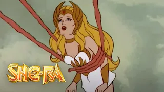 She-Ra gets trapped by Sky beings | She-Ra Official | Masters of the Universe Official