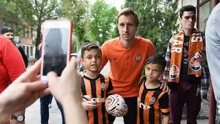 Shakhtar's walk around Dnipro before the Ukrainian Cup final