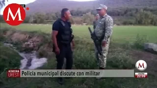 Policías y civiles agreden a militares