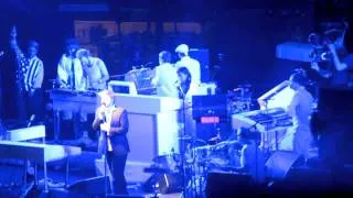 LCD Soundsystem - "Someone Great" live at Madison Square Garden (4/2/11)