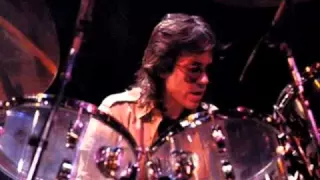 Jeff Porcaro & Steve Lukather Jimmy Johnson Lenny Castro Greg Mathieson - I don't Know-live 1988