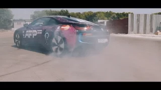 Есть ли смысл в BMW i8?