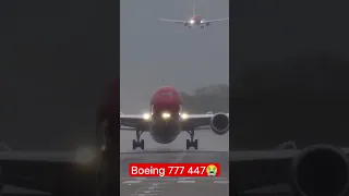 Boeing landing.Secrets of Flying: The Truth Behind Airplanes.jahaj.طیارہ🥶😱😱#shortvideo