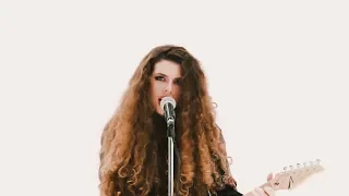 Hannah Wicklund & The Steppin' Stones - Bomb Through The Breeze (Music Video)