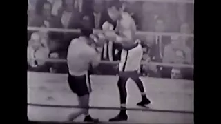 Sugar Ray Robinson vs Gene Fullmer 2