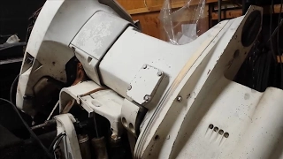 How to Remove a Johnson 115 HP Lower Unit.