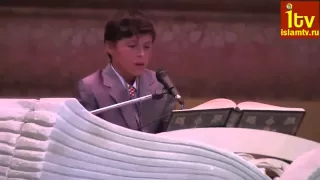 Beautiful Quran recitation by Russian boy, Moscow 2010