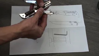 нож выкидной интересной конструкции АК 47