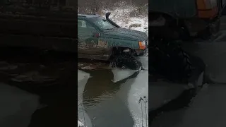 Jeep Grand Cherokee ZJ 4.0 🚣 #grandcherokeejeep #offroad