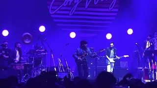 Victor Wooten bass solo on Turbo, with Cory Wong