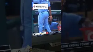 Vladimir Guerrero Junior tries to prank his teammate after his first career hit in the major leagues