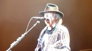 NEIL YOUNG - rockin` in the free world - LIVE @ BEALE STREET FESTIVAL MEMPHIS 29-04-2016