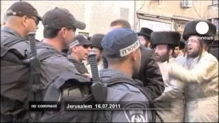 Ultra-Orthodox protesters clash with Israeli police