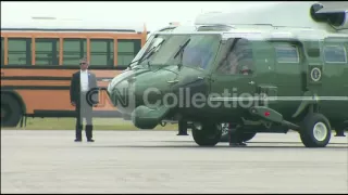 MA:OBAMAS ARRIVE ON MARTHA'S VINEYARD