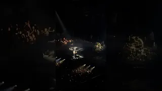 Blink-182 (Bored To Death) First time live with Tom